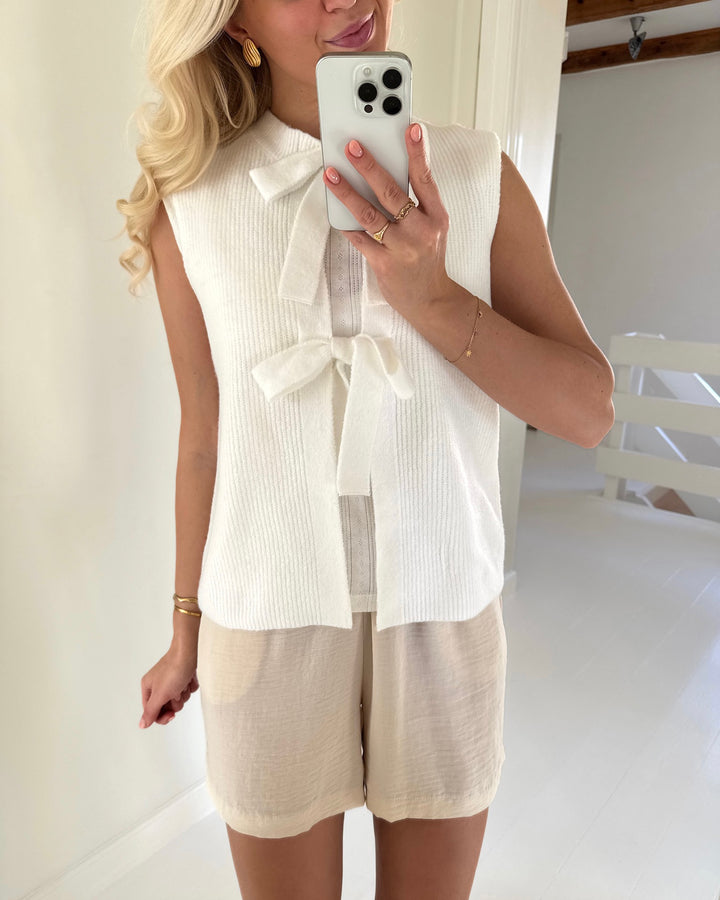 Pieces vest silly sl rev tie knit cloud dancer