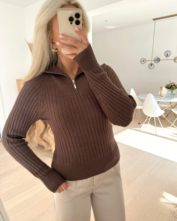 Magda l/s zip neck pullover chocolate brown/melange