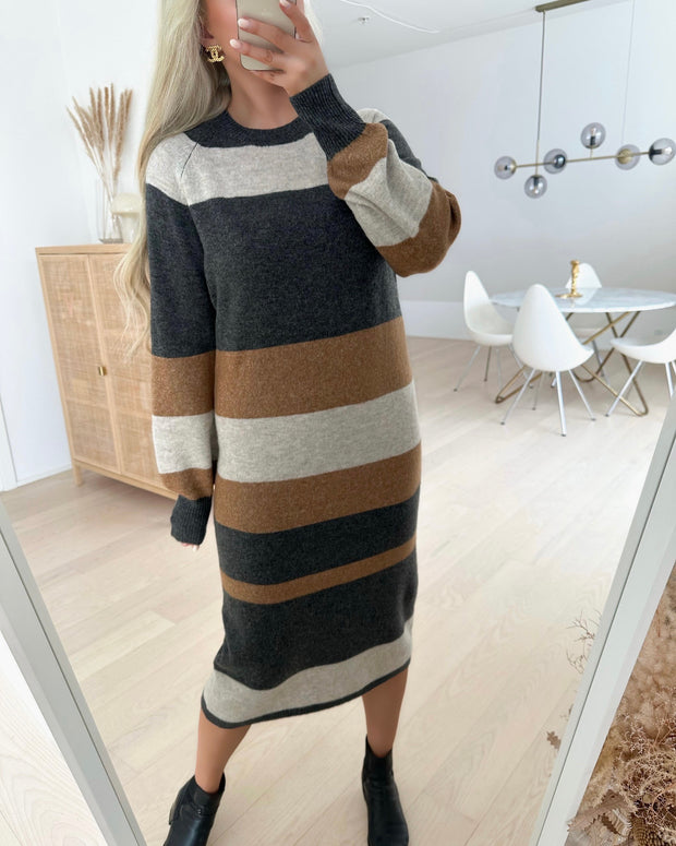 Rue l/s maxi dress dark grey melange/chateau gray