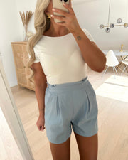 Ella-n shorts powder blue