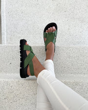 Noelle sandal green grass