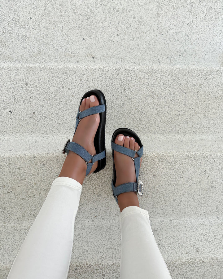 Copenhagen Shoes sandal simili and diamonds denim