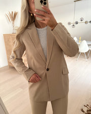 Listakia pinstripe blazer irish cream