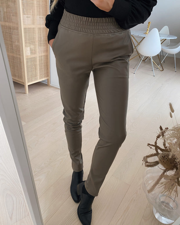Daila pants elephant