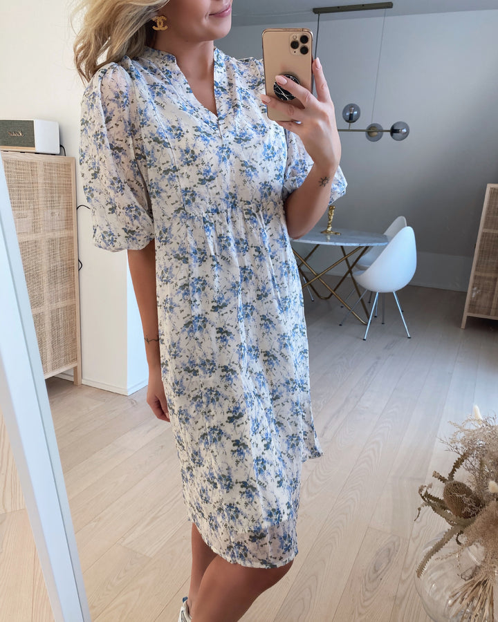 Love605 dress cream/flower