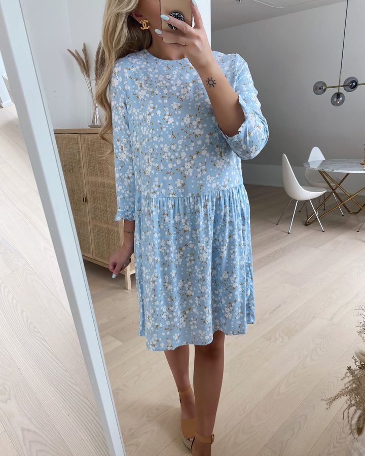 Vero Moda kjole simone o-neck 3/4 cashmere blue
