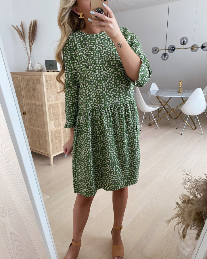 Vero Moda kjole simone o-neck 3/4 willow bough