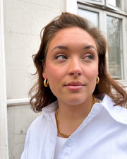 Croissant earring gold