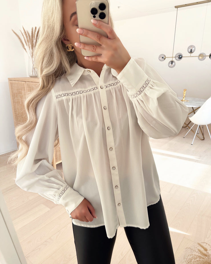 Love843 shirt cream