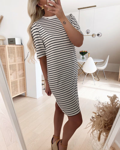 Hisa short sleeved dress cream/black