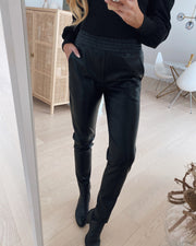 Daila pants black