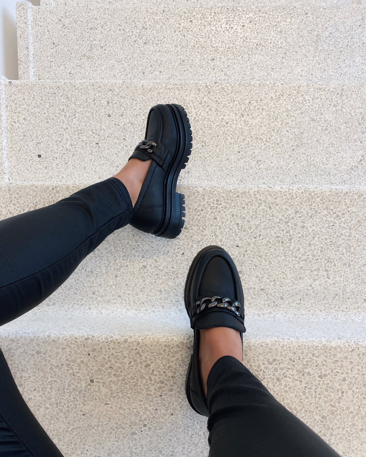 Luna loafers black
