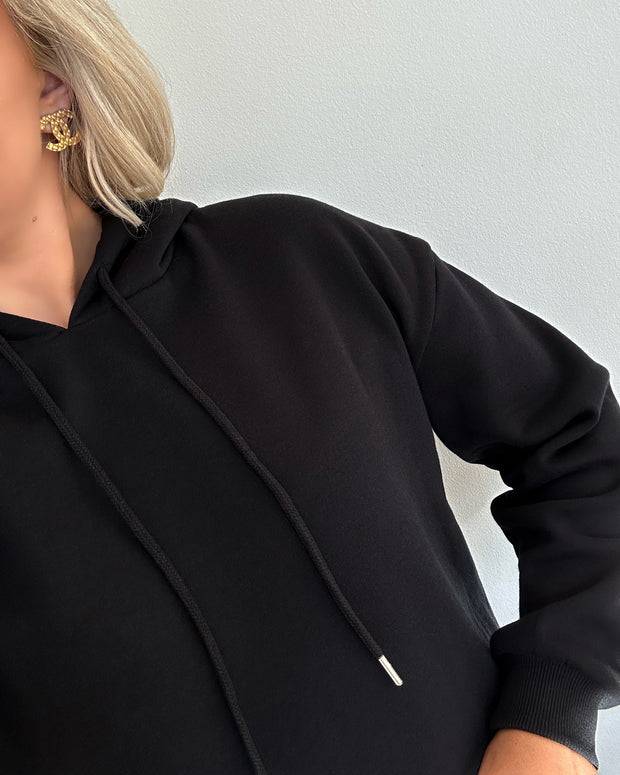 Chilli ls sweat dress black - FORUDBESTILLING LEV. UGE 36/37