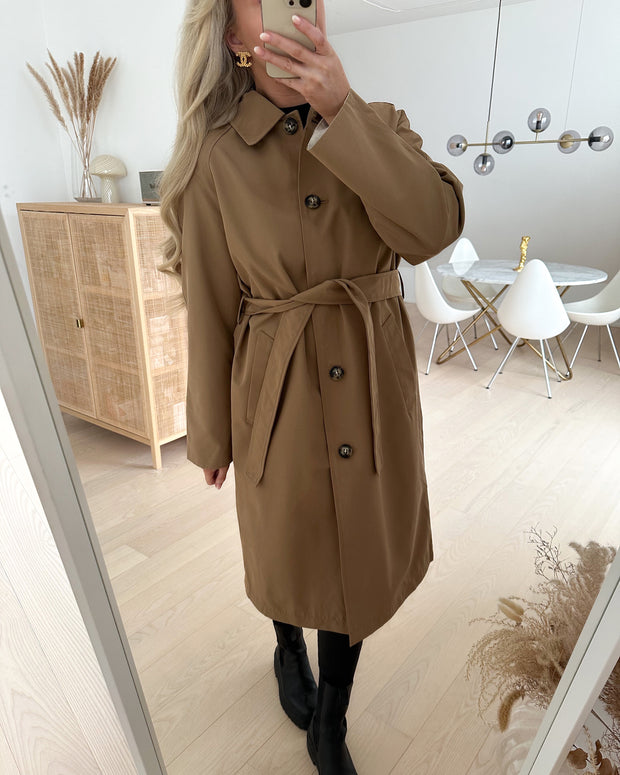 Tessasofia long trenchcoat tigers eye