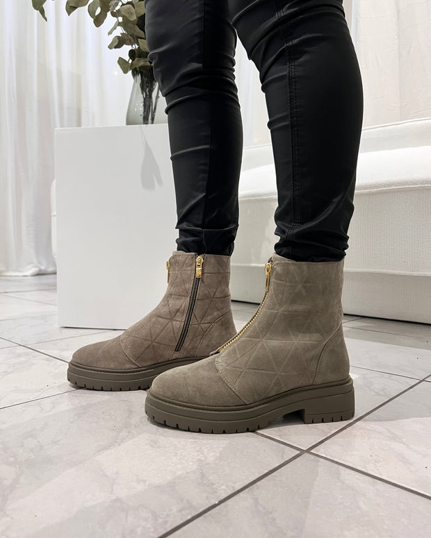 Moonlight suede boots taupe (army)