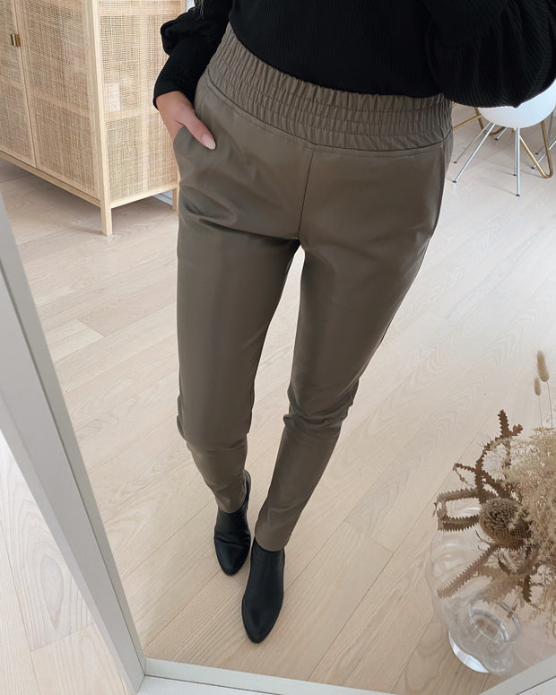 Daila pants elephant