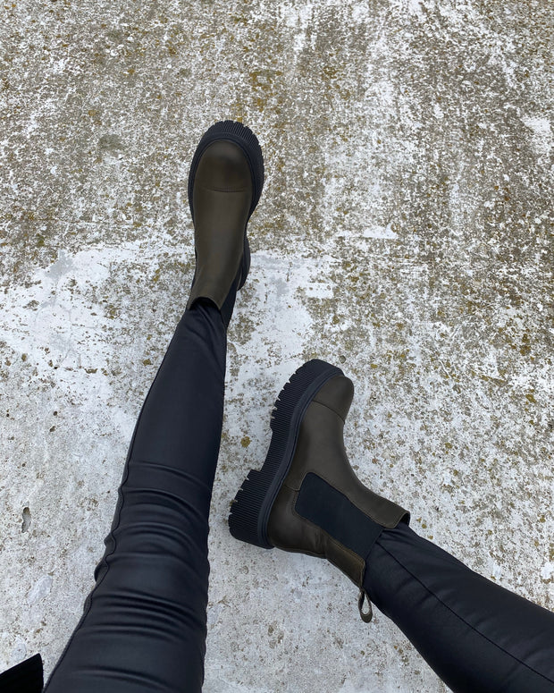 Resolute warm boots khaki vintage