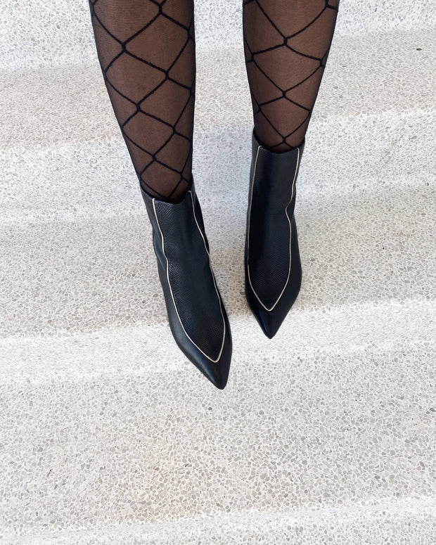 Vibes of fashion boots black snake