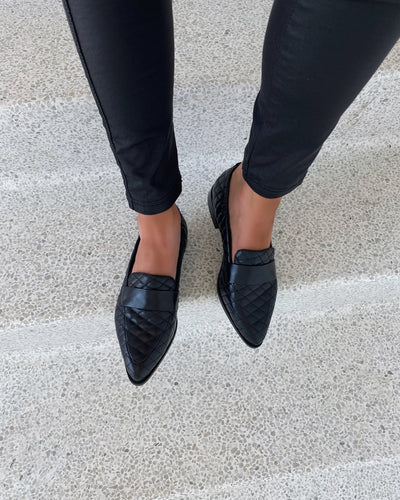 Pamela loafers black